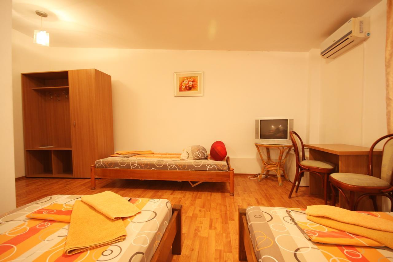 Il Capo Tour Motel Craiova Exterior photo