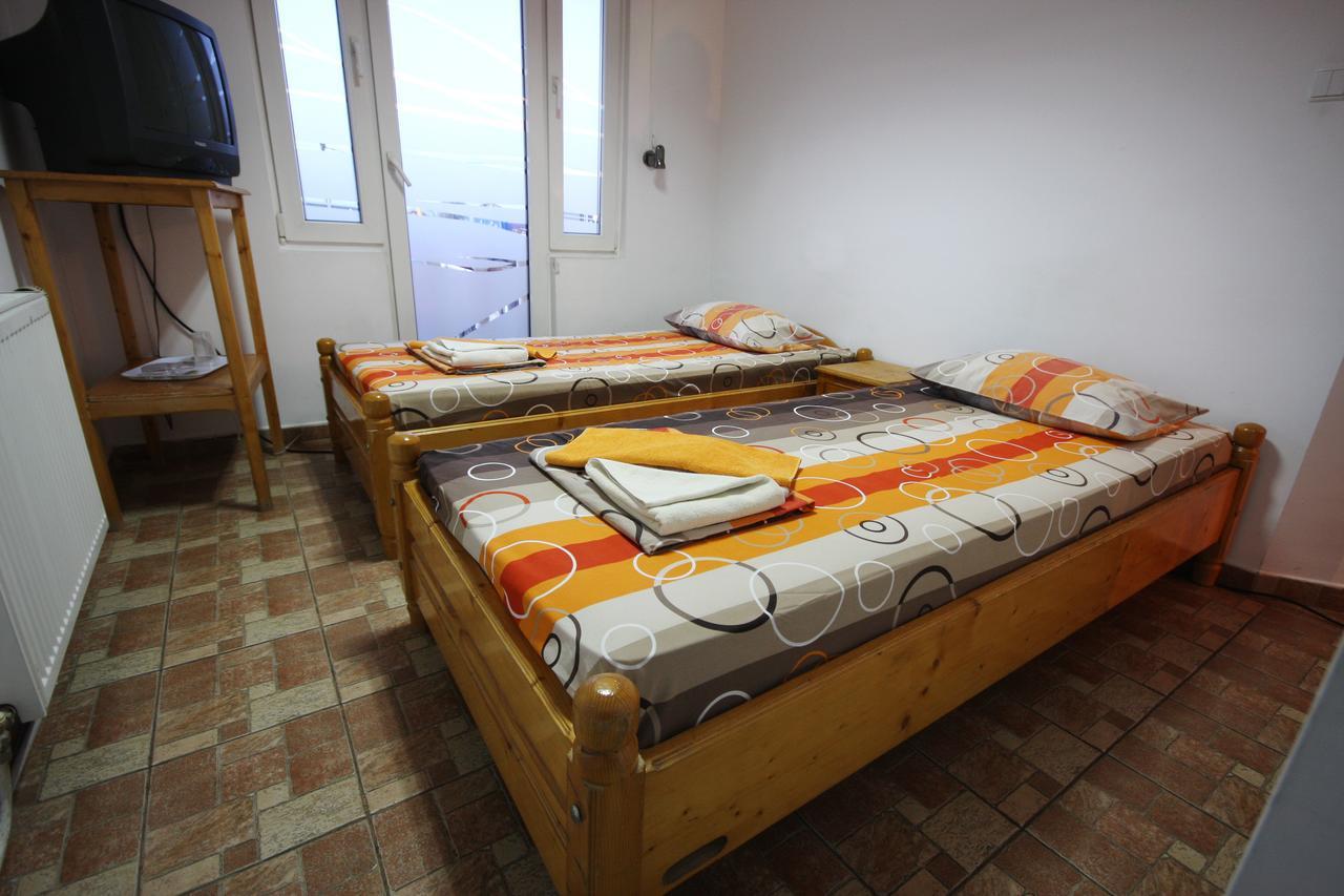Il Capo Tour Motel Craiova Exterior photo